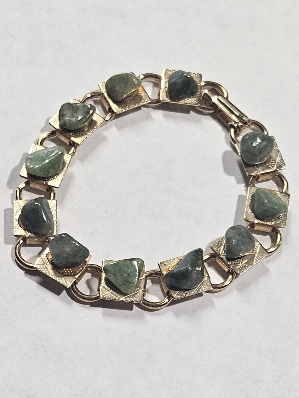 Vintage Gold Tone Genuine Jade Green Stone Link Bracelet With Case